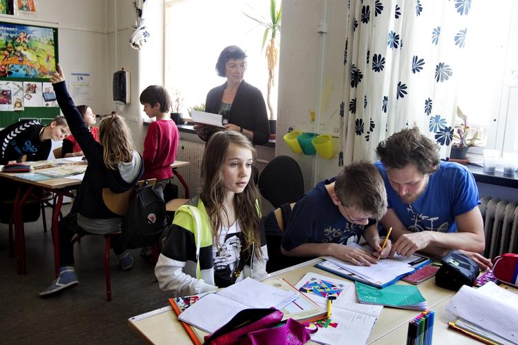 Reform. De danske skolebørn skal vænne sig til en længere skoledag efter sommerferien. 