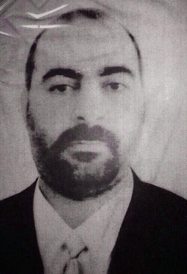 Kalif. Sådan ser Abu Bakr al-Baghdadi, leder af Isis, og nyudråbt kalif, angiveligt ud. Billedet er ikke dateret. Billedet er udleveret til AP fra Iraks indenrigsministerium. 