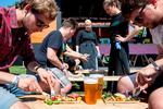 Asiatisk. Du kan få dig et godt og eksotisk måltid mad på festivalen. 