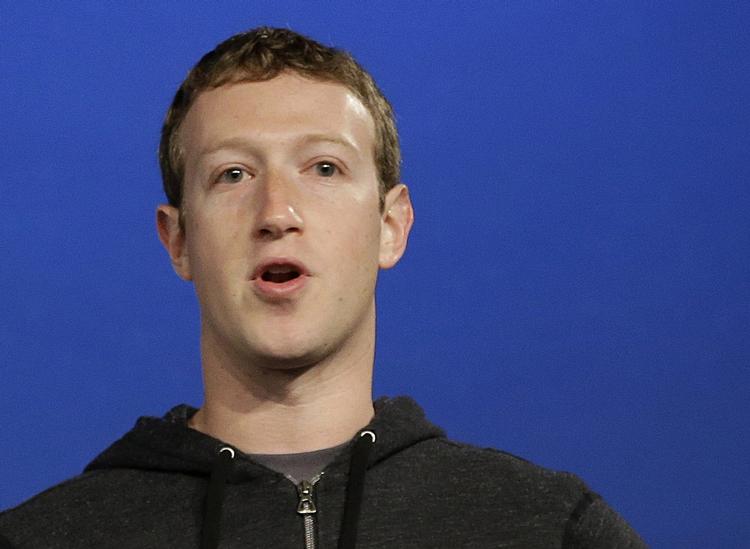 Magt. Facebook har adgang til private oplysninger fra sine over en milliard brugere. I en enkelt uge i 2012 undersøgte forskere fra det sociale netværk, hvordan 700.000 brugere reagerede på et feed med overvejende henholdsvis positive og negative nyheder. 