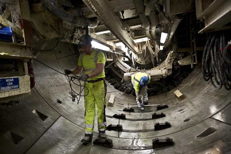 påbud. Det er problemer med hejseudstyr og elevator, høreskadende støj, kræftfremkaldende stoffer og risiko for fald, som har udløst de mange påtaler fra Arbejdstilsynet. 