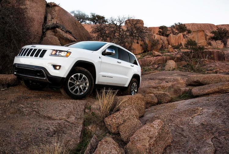 barsk. Denne slags kørsel er Jeep Grand Cherokee skabt til. 