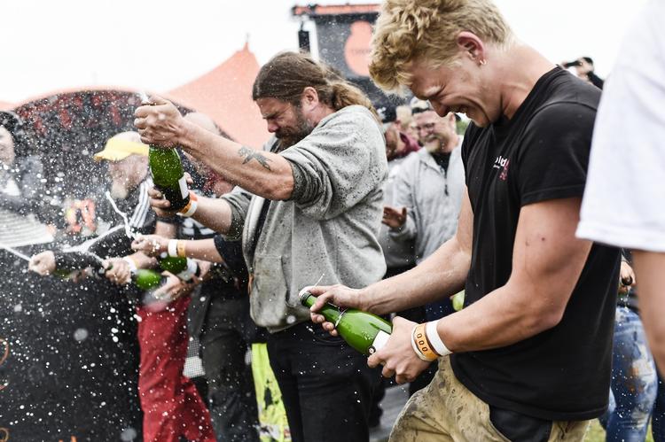 Endelig åbnede festivalpladsen rigtig. 