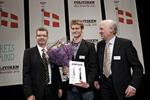 HYLDET. I 2012 blev Viktor Bromer nomineret til Årets Fund og hyldet af overborgmester Frank Jensen (tv.) og DIF's formand, Niels Nygaard, for en 9.-plads i afstemningen. 