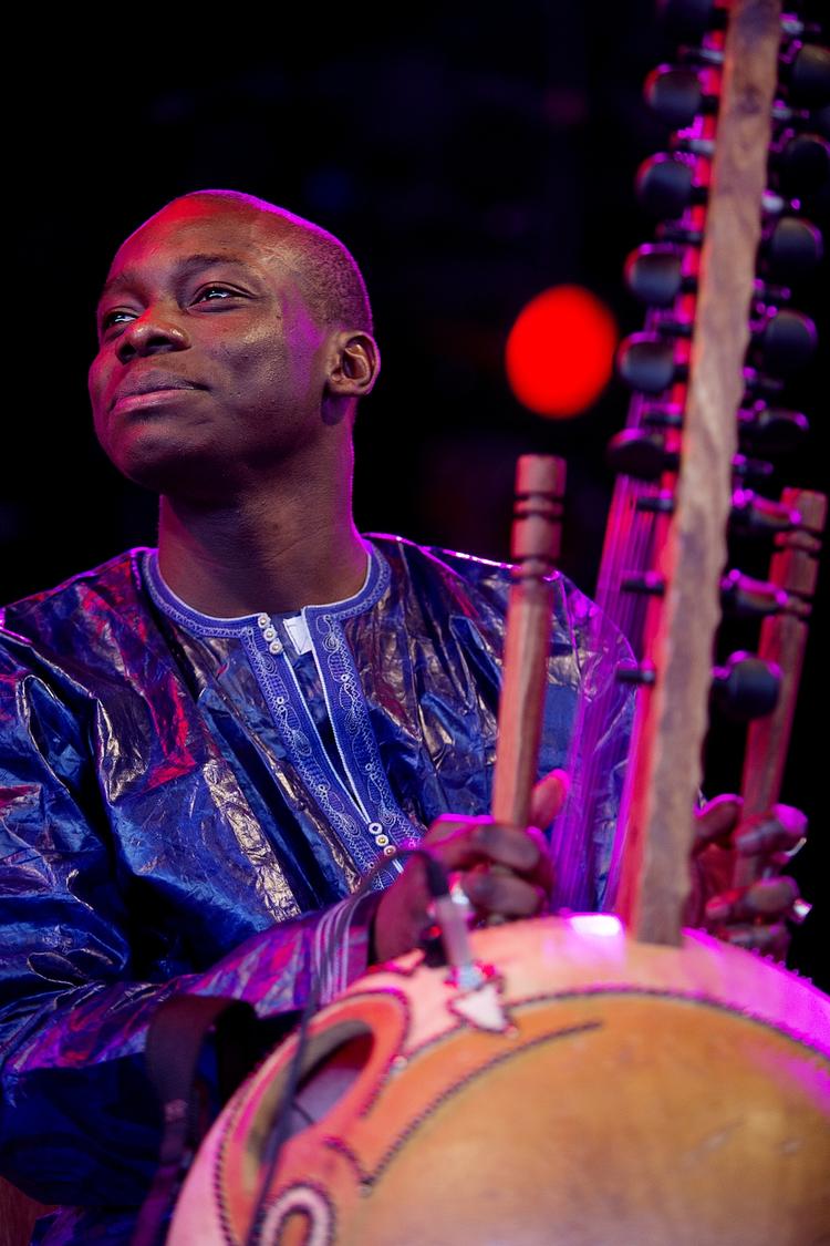 Familie. Kærligheden og respekten mellem fader og søn var synlige for enhver tilskuer. 