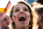 Begejstring. Publikumsinteressen ved verdensmesterskaberne i fodbold kender kun til vækst. 