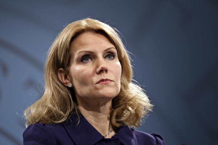 EU-toppost. Selv om man stadig ikke kan udelukke Helle Thorning-Schmidt, tyder meget lige nu på, at hendes chancer er blevet mindre, skriver Thomas Lauritzen. 