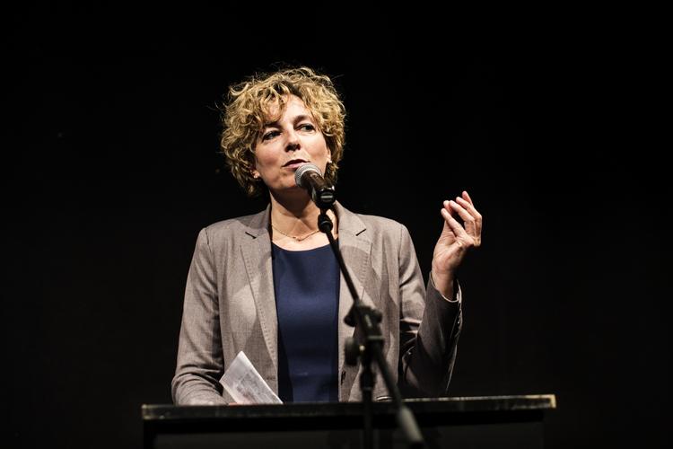 fortalelse? Undervisningsminister Christine Antorini (S) sagde for nylig, at ingen elever først vil få fri kl. 16, når skolereformen træder i kraft efter sommerferien. Flere skoleskemaer viser, at det ikke er korrekt. 