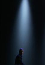 timing. Apples topchef Tim Cook vil, efter forlydender, sende iWatch på gaden i oktober, så det kan komme til at ligge under rigtig mange juletræer. 