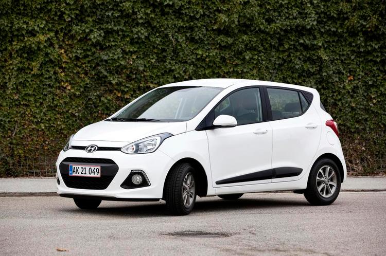 Fornyet. Hyundai i10 er fornyet både ude og inde og virker meget mere moderne end den forrige model. 