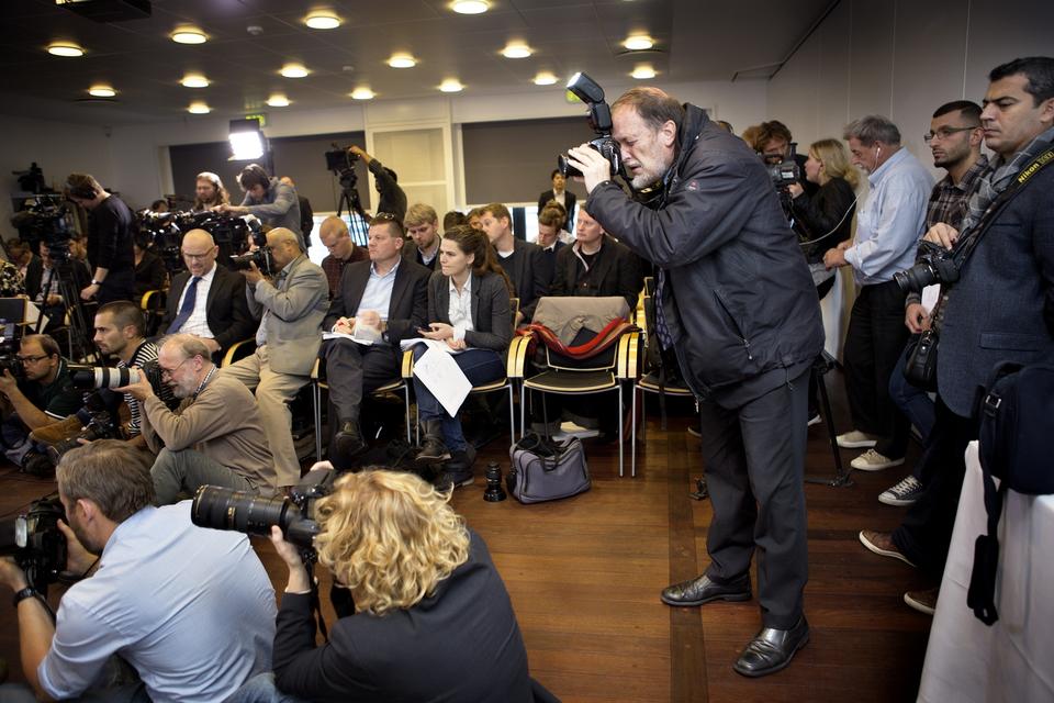 HOLSTING KLAUS/POLITIKEN
