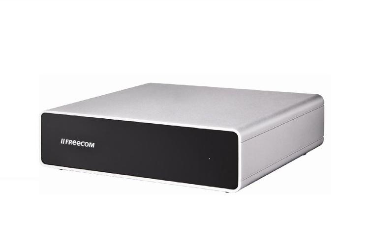 Støjsvag. Den eksterne harddisk fra Freecom er støjsvag og kan derfor placeres på skrivebordet. 