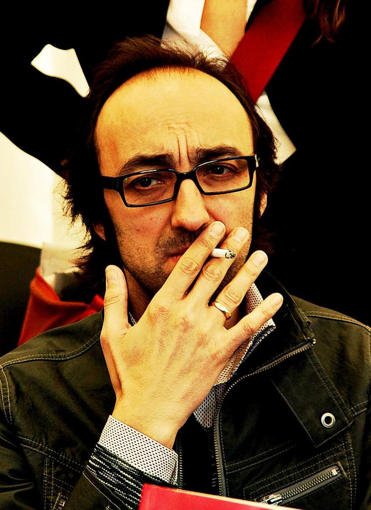 håb. Agustín Fernández Mallo, der af pressen er den udnævnte frontfigur for en af de alternative hovedstrømninger i ny spansk litteratur, den såkaldte 'Nutella-generation', har store forhåbninger til kunsten under krisen. 