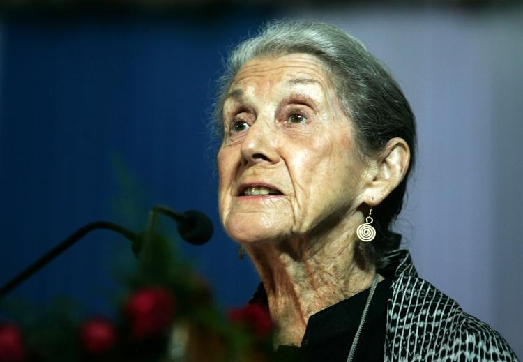 Død. Nadine Gordimer blev 90 år. 