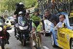 Bræk. Alberto Contador brækkede skinnebenet - alligevel forsøgte han at køre videre. 