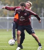 Eventyr. Ligaen i Indien bliver beriget med Mads Junker (forrest) og Morten Skoubo. 