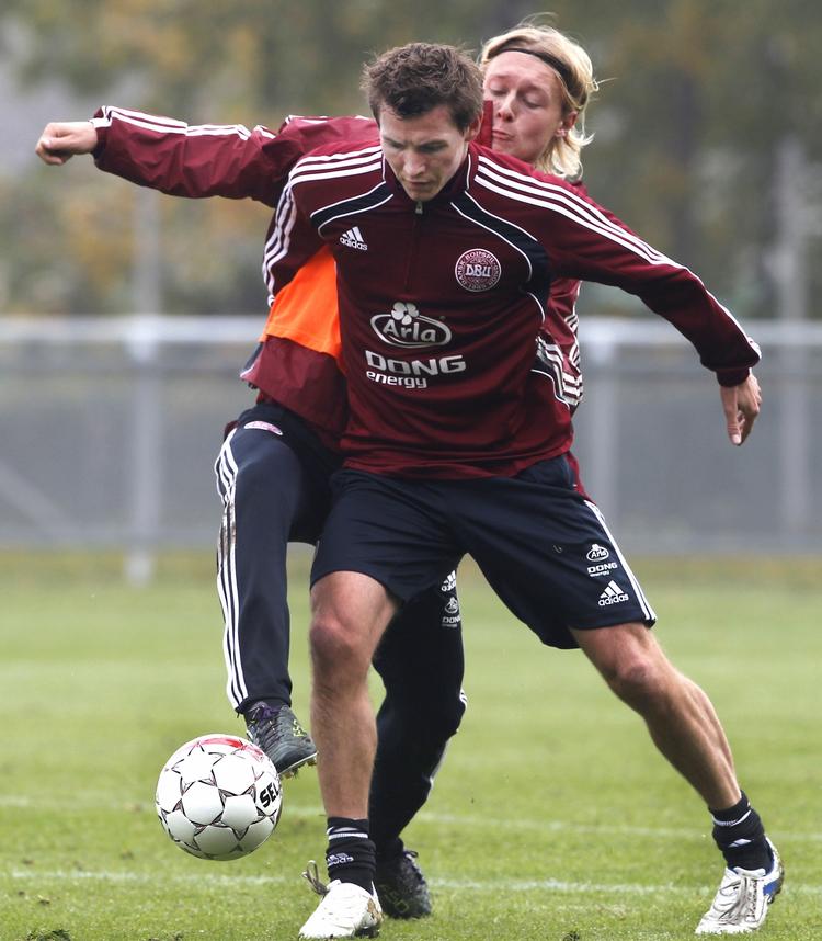 Eventyr. Ligaen i Indien bliver beriget med Mads Junker (forrest) og Morten Skoubo. 