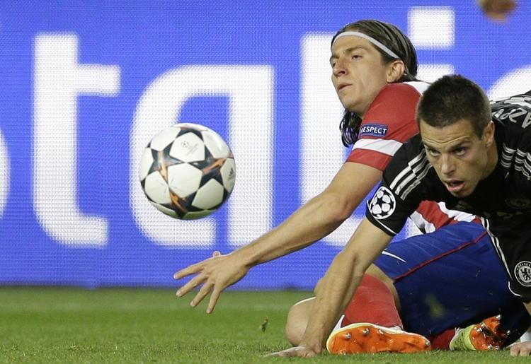 Skifte. Den brasilianske venstreback Filipe Luis skifter til Chelsea. 