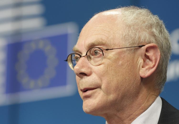 Herman Van Rompuy tror ikke, at den manglende udnævnelse af en ny udenrigschef vil forsinke processen, da EU-Parlamentet først skal høre de kommende kommissærer i slutningen af september. 