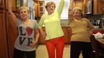 DILLE. Man ved, at en danse-trend har nået sit højdepunkt, når først videoer med bedstemødre i færd med at udføre dansen, går viralt på nettet. 