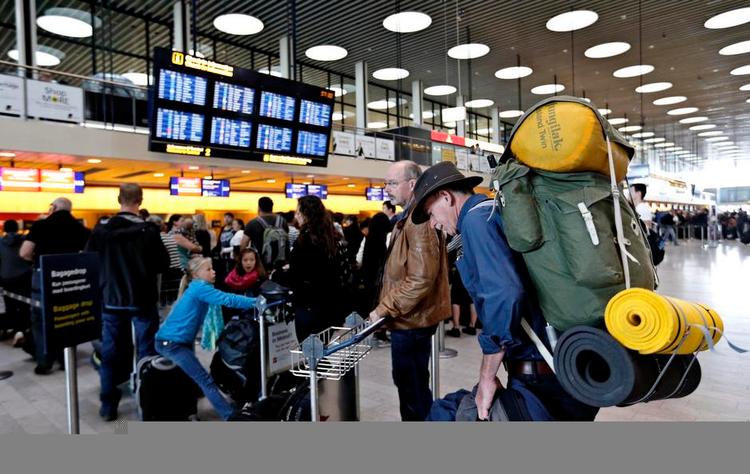afgang. Katastrofen i Ukraine kan have udløst flyskræk hos rejsende, men det er ingen gyldig grund til at få annulleret en rejse. 