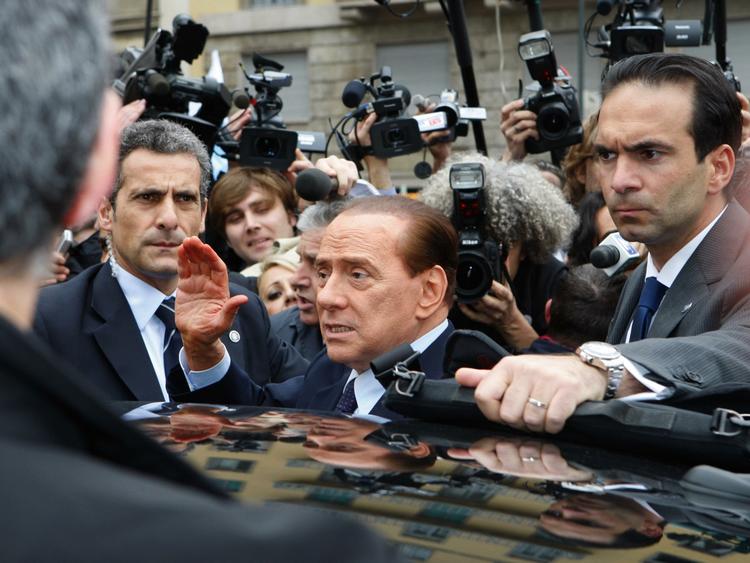 Frikendt. Berlusconi slipper alligevel for fængsel, har domstolen i dag bestemt. 