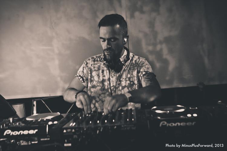DJ. Det irske technotalent Eomac spiller fredag nat på KB18. 