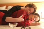 sprængfarlig poesi. Erotikken blomstrer mellem Elizabeth Bishop (Miranda Otto) og Lota de Macedo Soares (Glória Pires), men de mest erotiske scener må publikum tænke sig til. Foto: Reel Pictures 