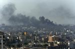 Røgen stiger konstant over Gaza, hvor Israels landoffensiv finder sted. 