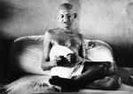 Gandhi. Religiøse stater har fanden skabt. Gandhi var imod det. Det burde vi allesammen være, skriver Mrutyuanjai Mishra. 