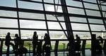 Aflysninger. Langt de fleste selskaber - bortset fra israelske El Al - holder pause med flyvninger til Tel Aviv i Israel. 