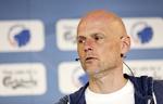 Sikkerhed. Ståle Solbakken har været i imod at FC København skal spille kamp tæt på krigszone i det østlige Ukraine. 