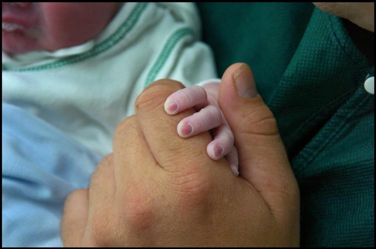nedskæring. De færre senge går ikke ud over sikkerheden for mor og barn, lover chefjordemoder. 