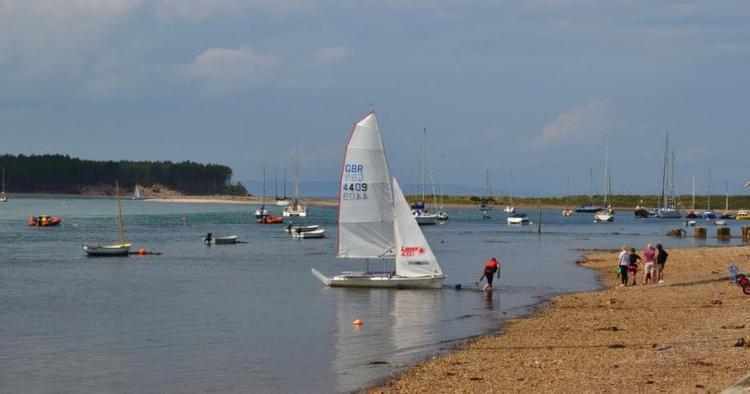 Unik. Landsbyen Findhorn i Skotland emmer af maritim hygge, kunstneriske sjæle, sejlsport og et unikt lys. 