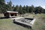 Friluftsliv. Det er blevet populært at rulle soveposen ud på shelter-pladser - som her i Lodbjerg Klitplantage i Nationalpark Thy. 