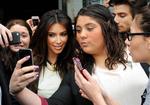 SELVOPTAGET. En ny app vil forsøge at konkurrere med Instagram og andre lignende tjenester ved at skabe et socialt netværk baseret på selfies, der det seneste år er blevet en populær måde at fotografere på. 