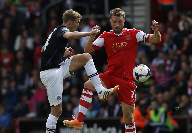 exodus. Angriber Rickie Lambert (th) var den første spiller, der forlod Southampton i sommerens masseflugt. 