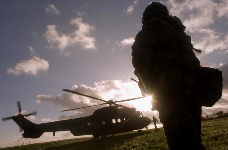 øvelser. Et større antal Nato-soldater fra Danmark og andre lande skal konstant være på uddannelse eller øvelser i Polen. 