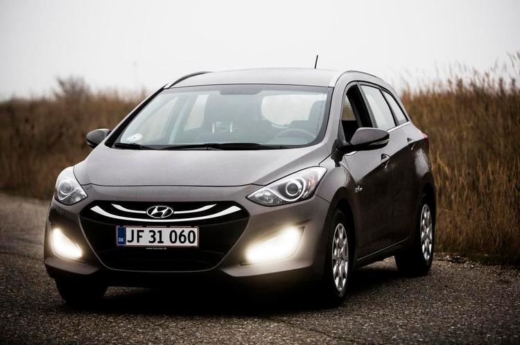 opgradering. I Sverige har der været et problem med Hyundai i30’s opførsel under en undvigemanøvre. Et antal biler skal derfor tjekkes. 