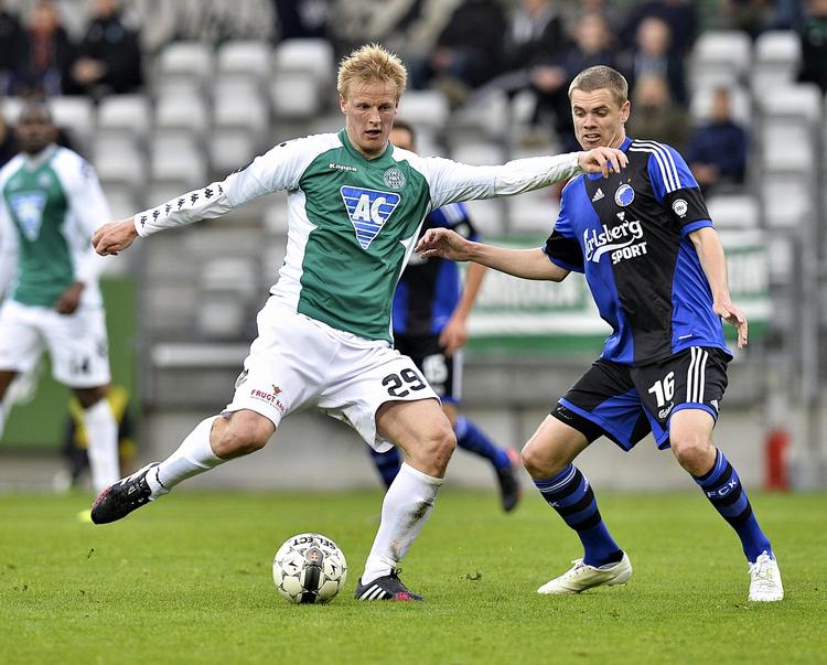 solgt. Selv om han spillede for nedrykkerne Viborg, så formåede Thomas Dalgaard at blive topscorer i Superligaen i sidste sæson. 