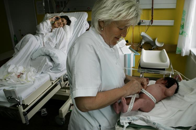 frifundet. Børn, der er kommet til verden efter kunstig befrugtning, har ikke lavere intelligens end andre, slår ny forskning fast. Det har tidligere, mindre omfattende studier, ellers antydet. 