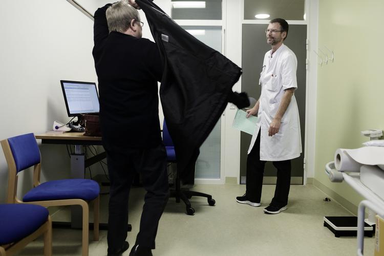 afklaring. Syge har ret til at få en diagnose inden for 30 dage, men sygehusene lever ikke op til kravet. I flere regioner venter hver tredje mere end de 30 dage. (arkivfoto) 