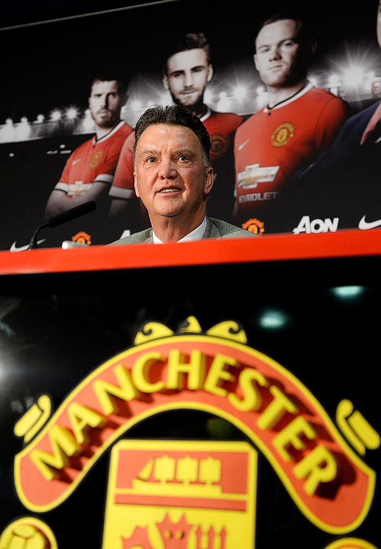 ombygning. Louis van Gaal havde en godt VM i spidsen for Holland, men nu gælder det genopbygningen af Manchester United. 