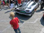 Drøm. Koenigsegg 1:One er en af verdens hurtigste og dyreste biler. Dansk pris over 30 millioner kroner. Drømmen kan starte i en tidlig alder. 