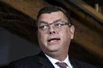 Rettigheder. Handels- og udviklingsminister Mogens Jensen (S) vil genoverveje støtten til Uganda. 
