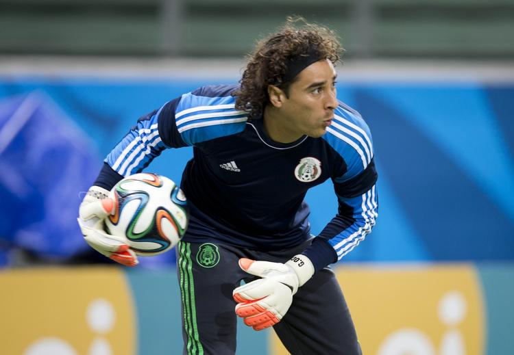 Kontrakt. Mexicos Guillermo Ochoa skal fremover spille for spanske Malaga. 