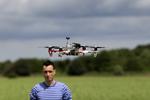 luftigt. Mange private danskere har anskaffet sig en drone, men det er inden for professionel brug af robotflyene, at de store muligheder ligger. 