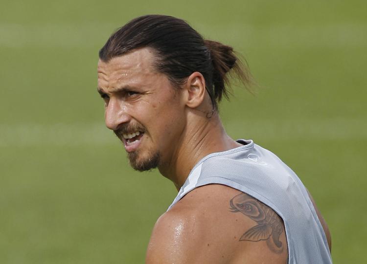 titel-jæger. Zlatan Ibrahimovic har vundet den franske titel de seneste to sæsoner, men bliver stadig ofte sat i forbindelse med et skifte tilbage til italiensk fodbold. 