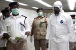 Et panel af medicinske eksperter vil i næste uge blive indkaldt for at diskutere brugen af eksperimentel behandling mod ebola. 