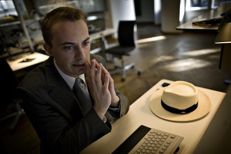 ROS. Dansk Folkepartis europaparlamentariker Morten Messerschmidt har i stedet for ros et par spørgsmål til de konservative. 